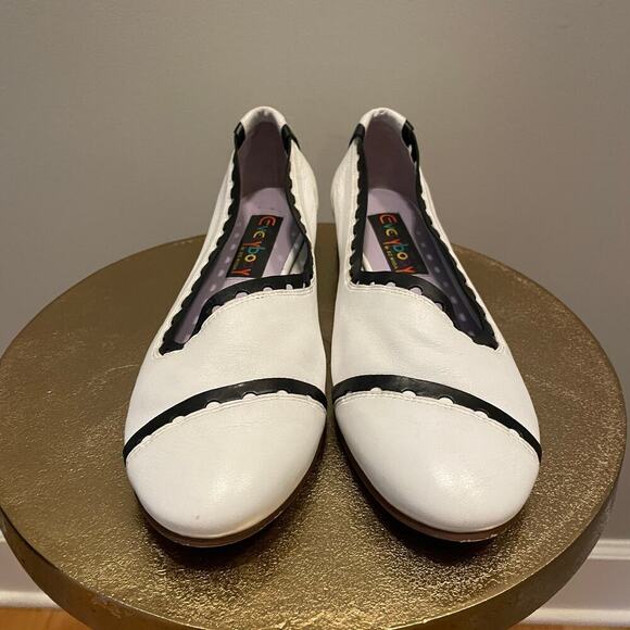 Everybody by BZ Moda 7M (EU 37) Leather Flats | Rare White & Black Scalloped Vtg - Picture 7 of 10
